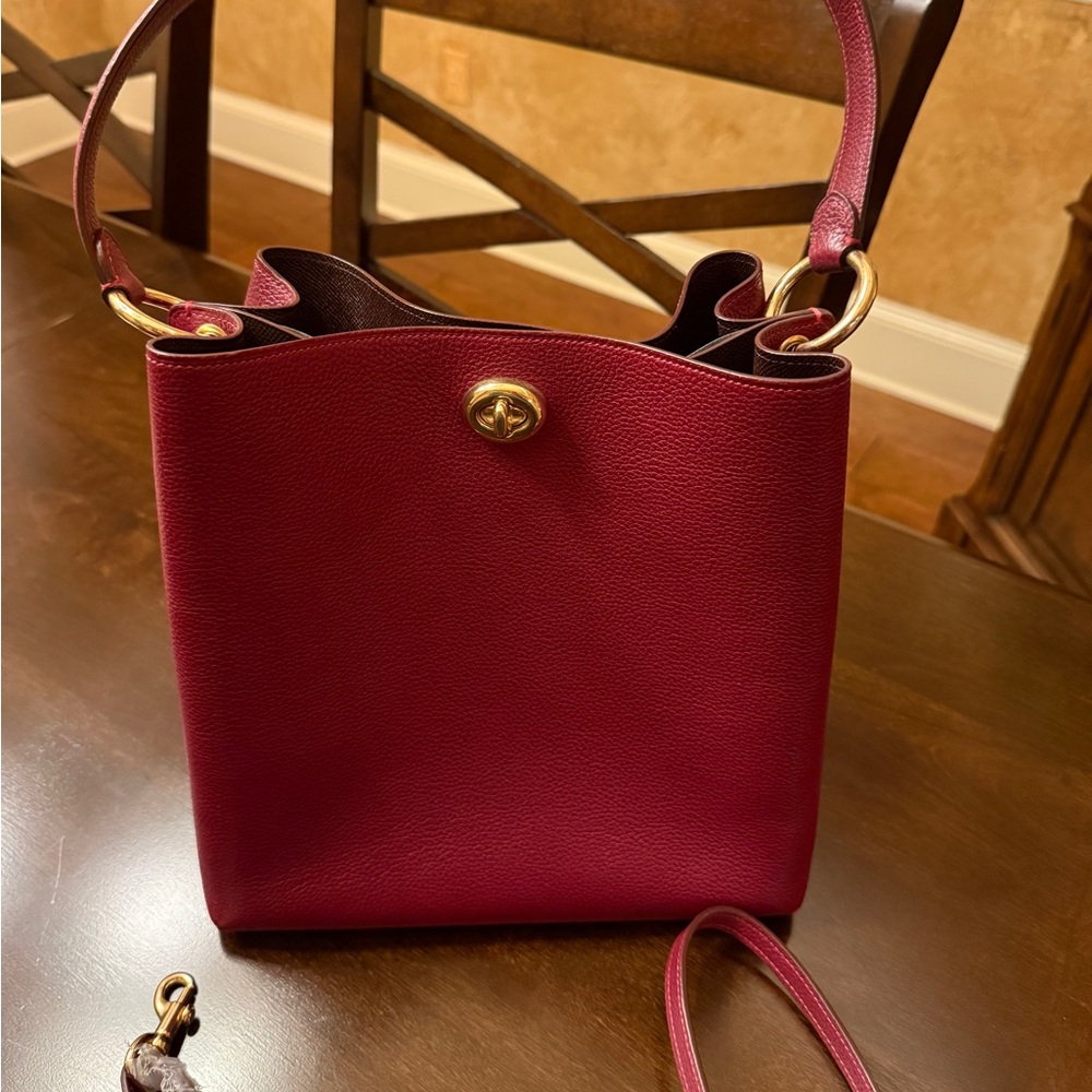 Coach Bucket Bag - Cross Body